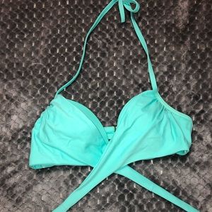 Victoria’s Secret Bikini Top 32C